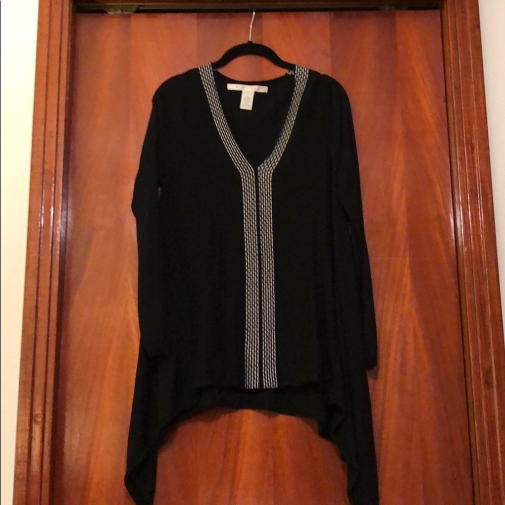 Max studio sweater Size Medium